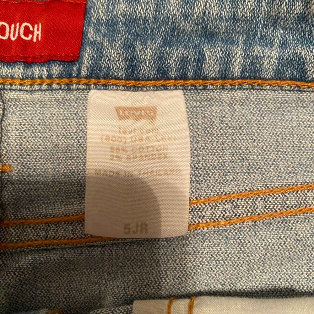 Levi’s Jean Skirt - Picture 3 of 6